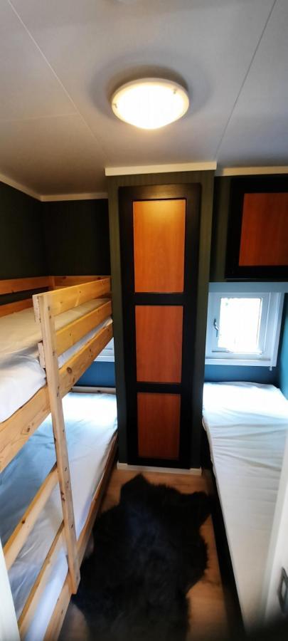 Chalet Op Bosrijk Familiepark Hotel Раалте Екстериор снимка