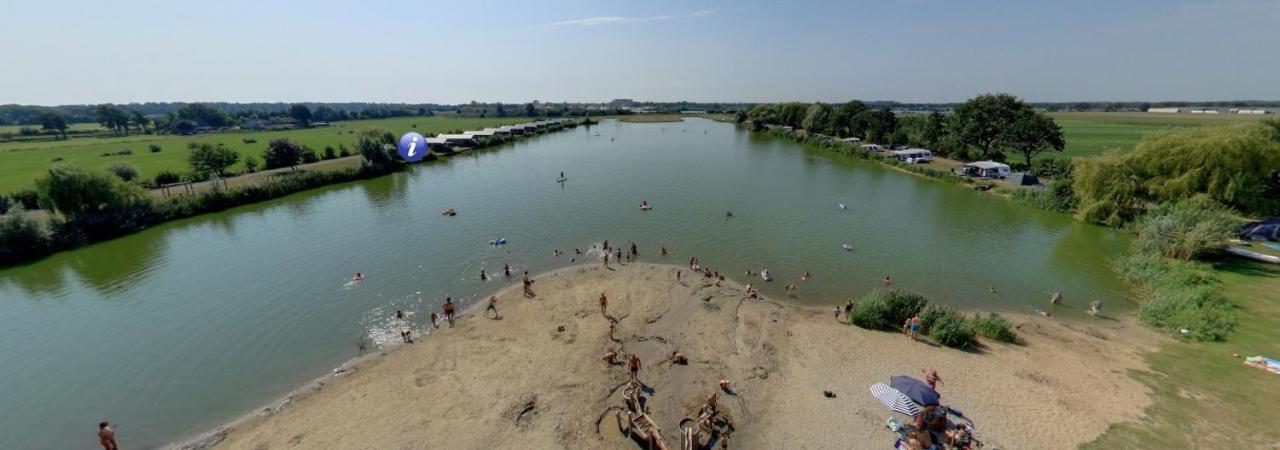 Chalet Op Bosrijk Familiepark Hotel Раалте Екстериор снимка